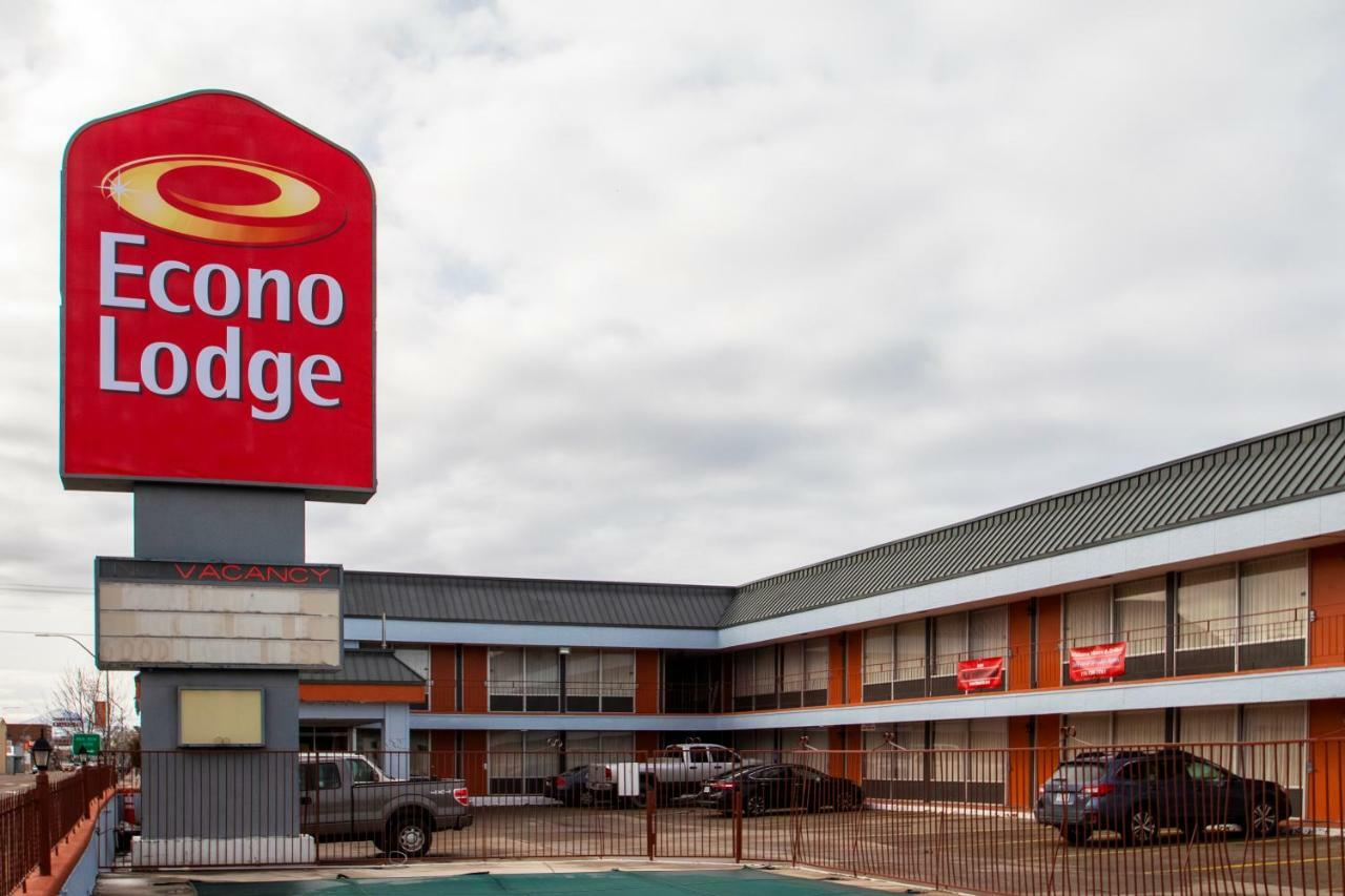 Econo Lodge Elko Downtown Area Bagian luar foto